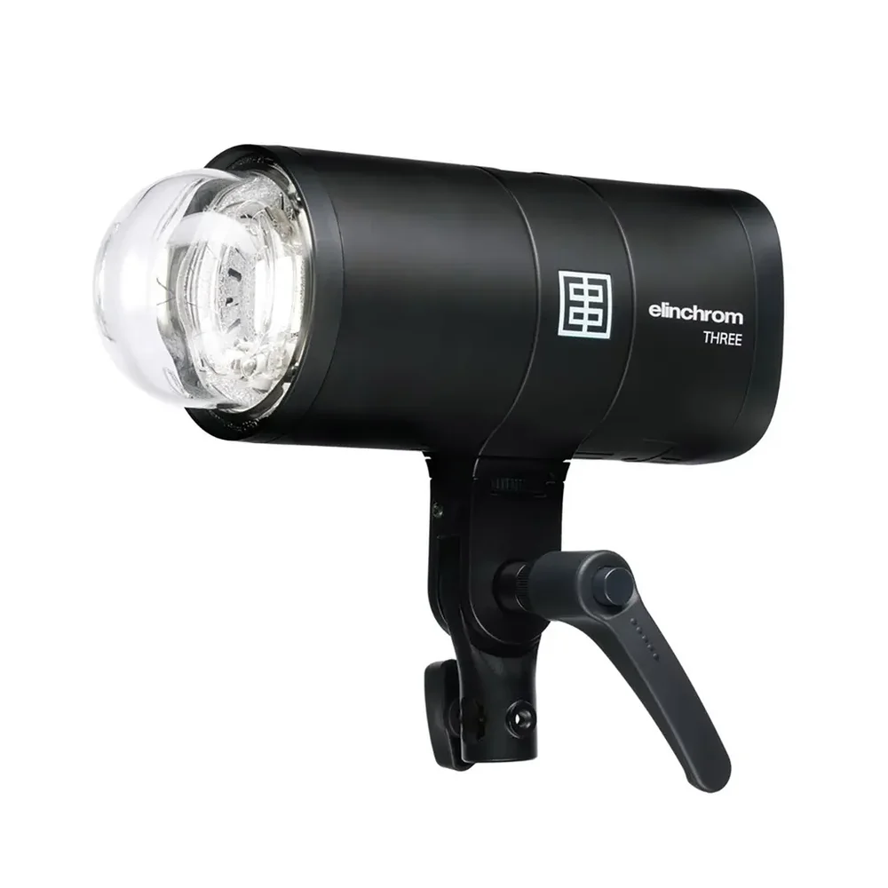 Elinchrom THREE Off-Camera Flash Kit v:8296770