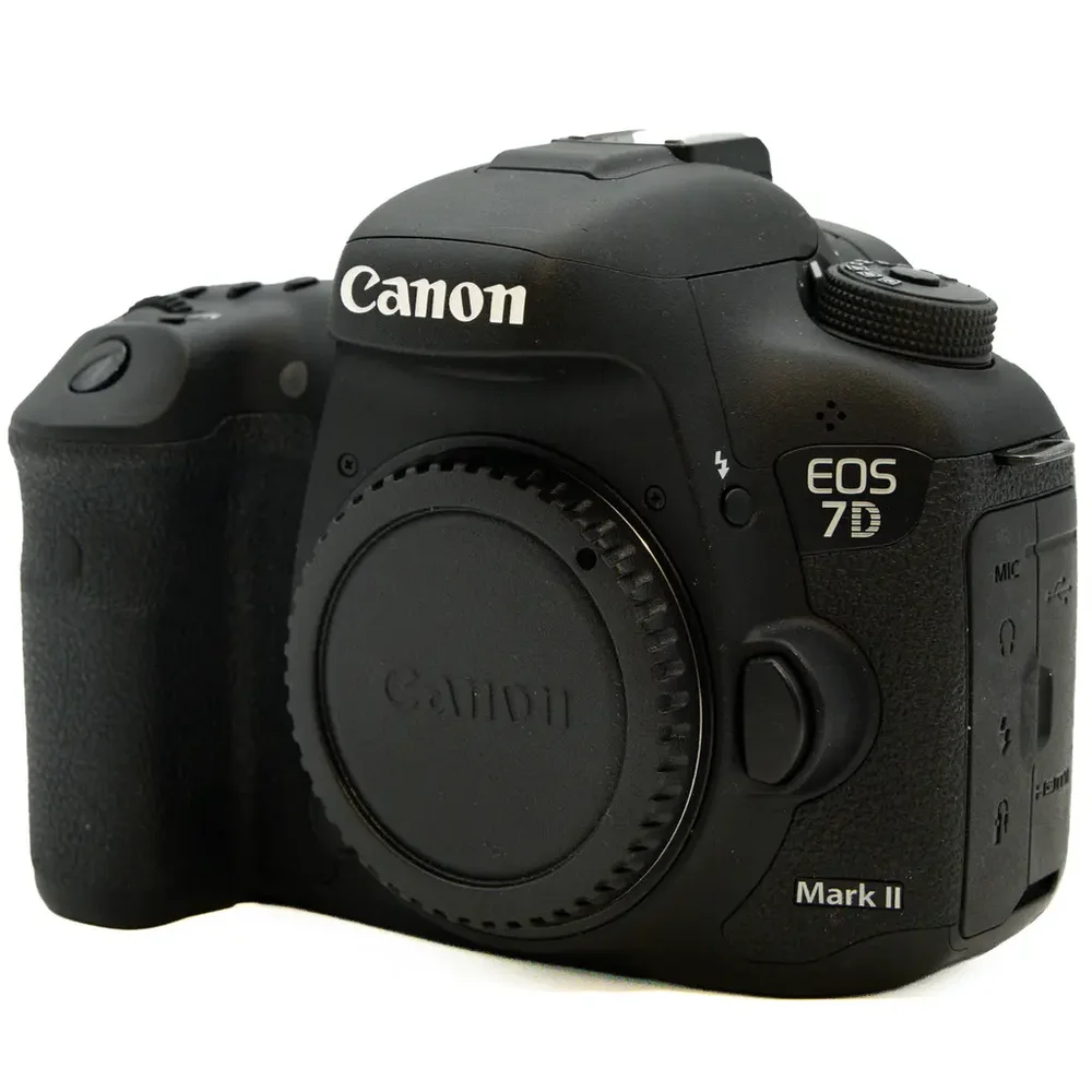 Canon EOS 7D Mark II v:2628855 Canon EOS 7D Mark II v:2628855