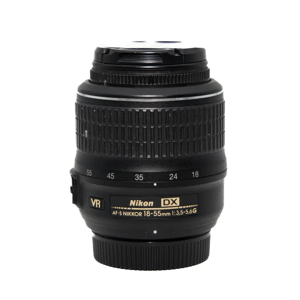 Nikon AF-S DX 18-55mm f/3.5-5.6GVR v:5676254