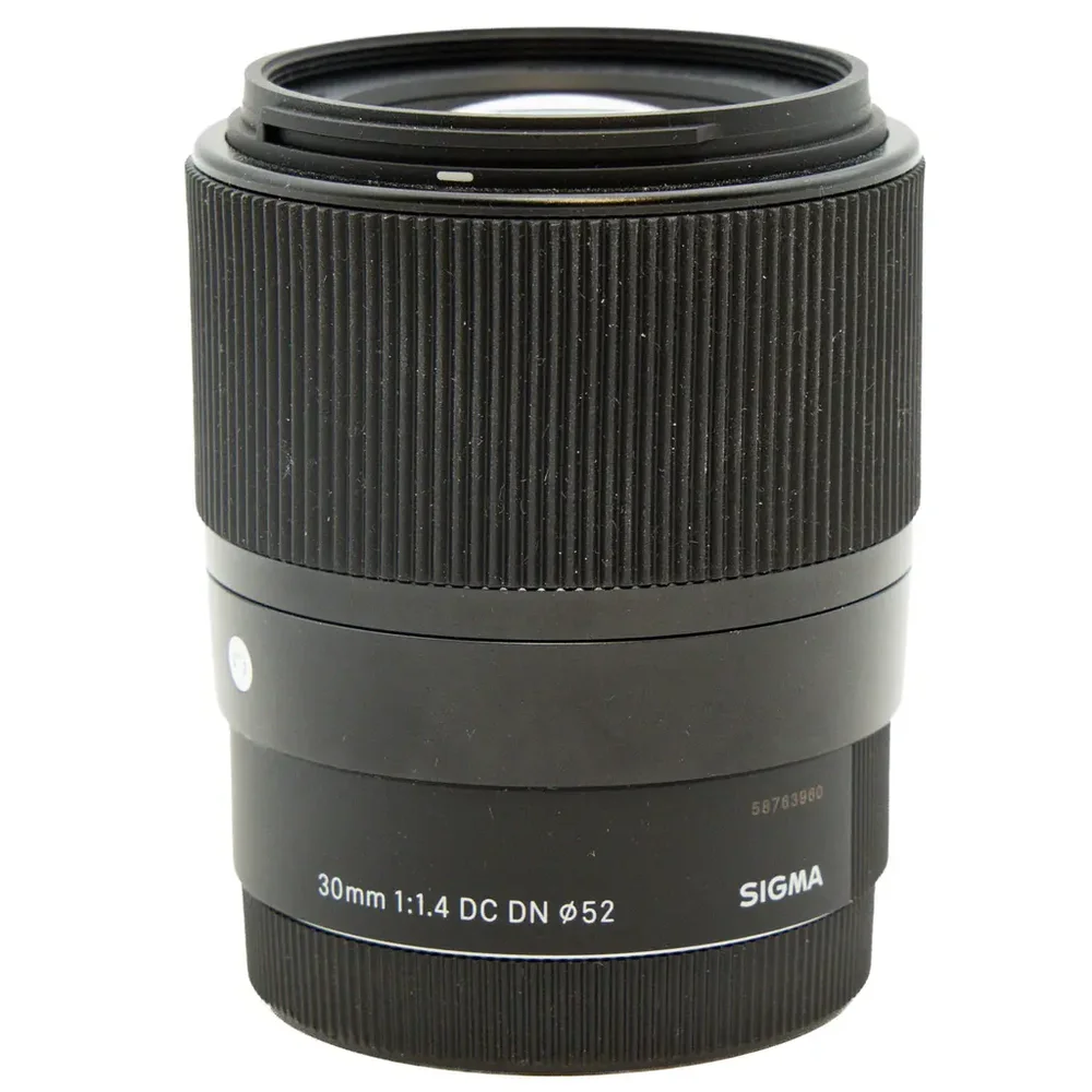 Sigma 30mm f/1.4 DC DN E v:6078500